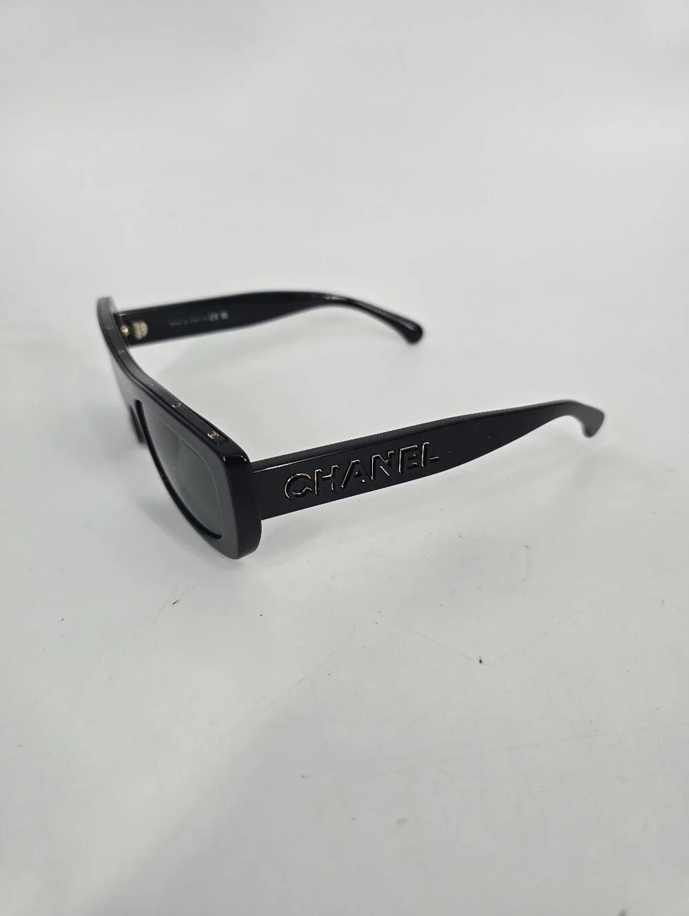 Chanel Black Acetate Rectangle Women's Sunglasses 5559 c.622/S4 Spellout Logo